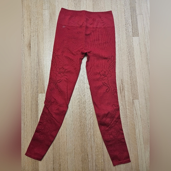 Fabletics High Waisted Seamless Leggings - Picture 2 of 13